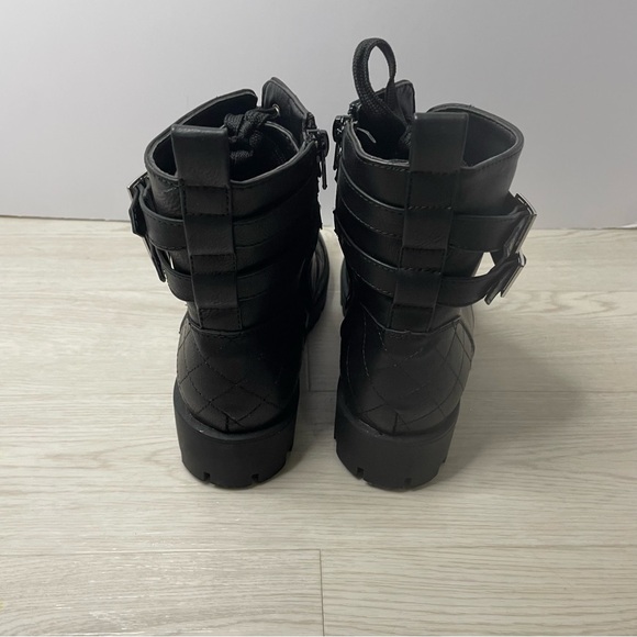 Xoxo Women’s Black Combat Boots Size 5 Faux Leather Side Zip Lace Up Buckle EUC - Picture 5 of 8